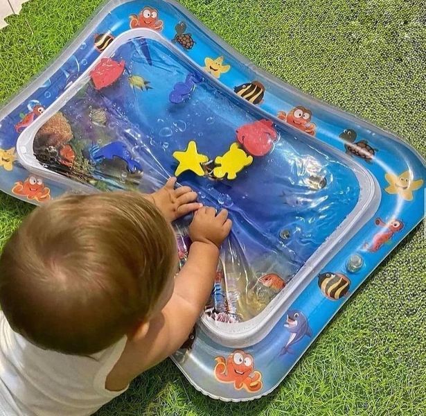 Надувний дитячий розвиваючий водний килимок серце WM-F04 фото